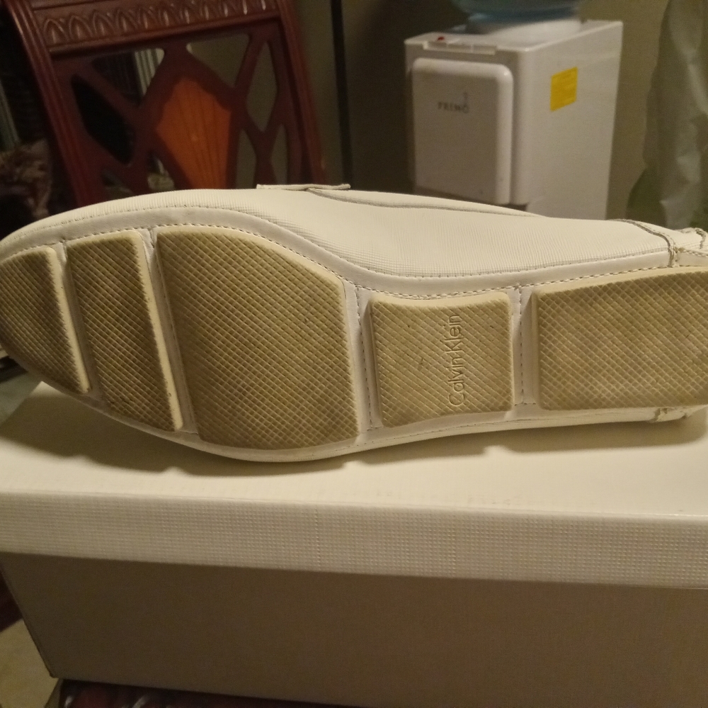 Kalvin klein only use one time good condition